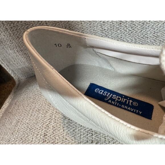 LIKE NEW Easy Spirit Women's Motion Leather Oxford Shoes Size 10 Arch Support - Picture 8 of 8